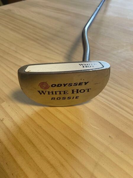 ODYSSEY WHITE HOT ROSSIE パター