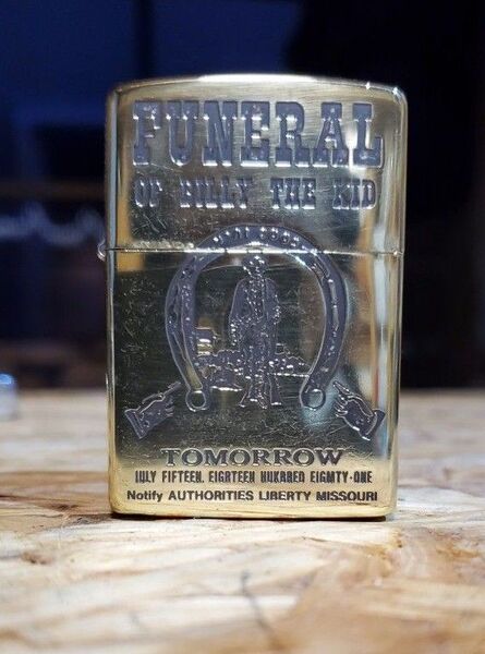 Zippo オイルライター ①
