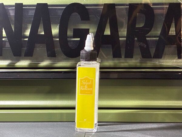 新品 単品スプラッシュ&リムーバー油膜取りと強撥水を同時に油膜取りなのにバチバチの撥水力!従来の油膜除去剤の弱点である撥水力を維持