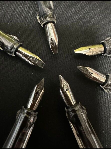 6サイズのカリグラフィーパラレルペン