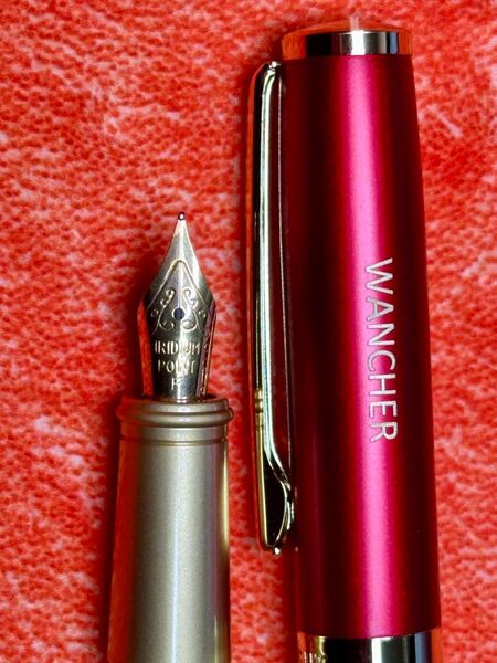 WANCHERメタル万年筆 レッド×ゴールド 赤 F 細字