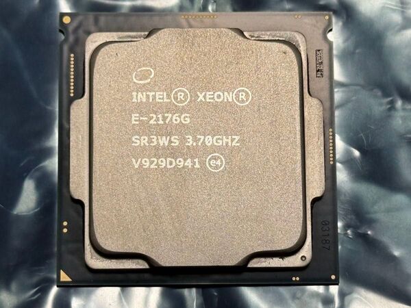 Intel Xeon E-2176G 3.70Ghz 中古動作品