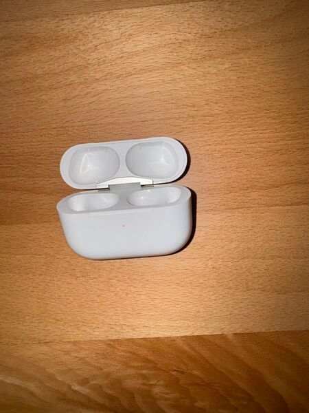 AirPods Pro 充電ケースのみ