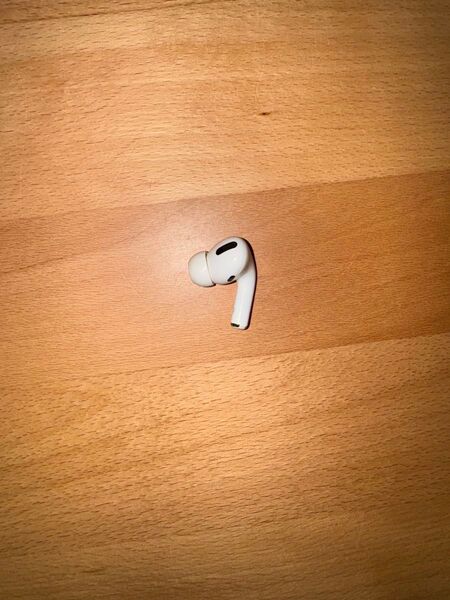 AirPods Pro 本体 ホワイト 右耳のみ