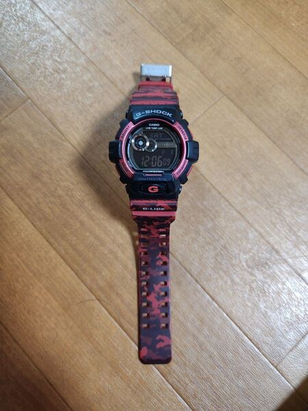 CASIO G-SHOCK GLS-8900CM レッド×ブラック
