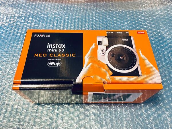 新品未開封*FUJIFILM instax mini 90 ネオクラシック*ブラック