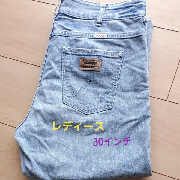 Wrangler ラングラー 夏用ジーンズ レディース30インチ 半パン