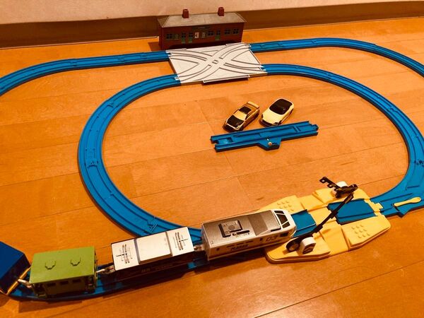 プラレール レイアウト 車両のおまけ付き