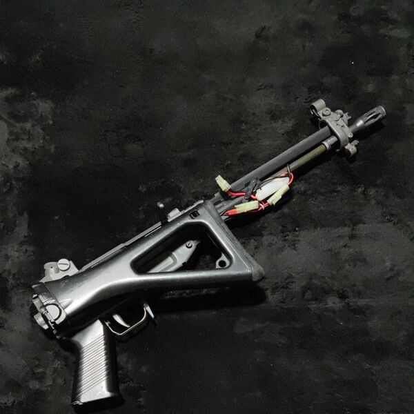 【発射動作確認済】東京マルイ SIG 551 ハンドガード無し マガジン無し 電動ガン