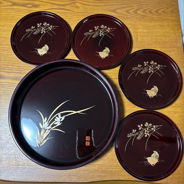 萩にうずら お盆 丸盆 トレー 食器 皿 和風 鳥 萩のうずら 鶉