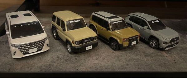 トヨタ プルバックカー アルファード ランドクルーザー RAV4 4種セット ミニカー