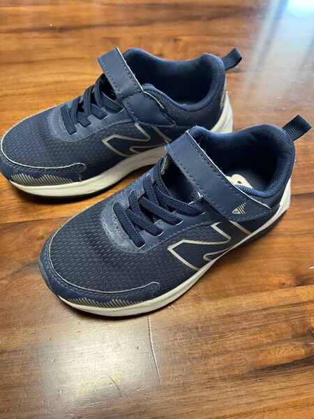 価格相談可!New Balance ネイビー スニーカー ベルクロ ニューバランス