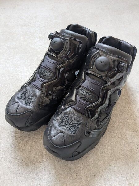 【Needles×Reebok】 INSTAPUMP FURY 94 スニーカー