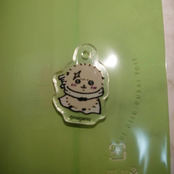 ラッコ 自分ツッコミくま×ちいかわ なんか小さくてかわいいやつ ナガノマーケット アクリルキーホルダーinカプセル