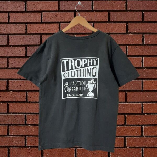 TROPHY CLOTHING トロフィークロージング ボックスロゴ Tシャツ