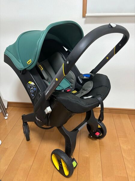 【美品】Doona ドゥーナ 折りたたみ式 チャイルドシート兼ベビーカー