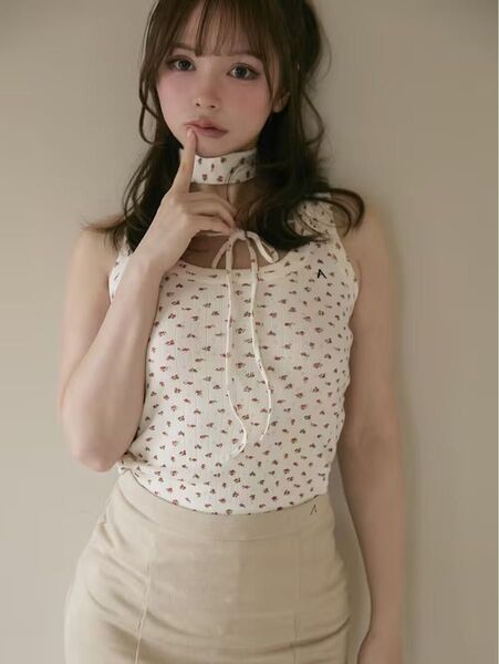 新品Andmary Flower ribbon tops