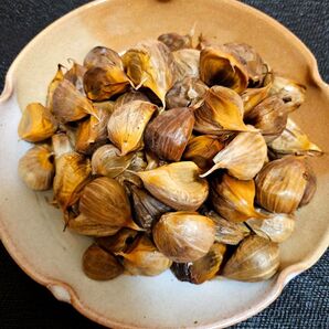 青森県産熟成黒にんにく バラ200g 無添加無着色 国産