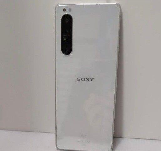 Xperia 1 II ホワイト