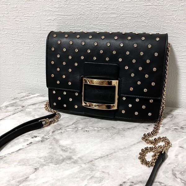 Roger Vivier ロジェヴィヴィエ レザー ビジュー ショルダーバッグ