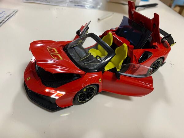 フェラーリ ミニカー FERRARI 合金ミニカー 1:24スケール