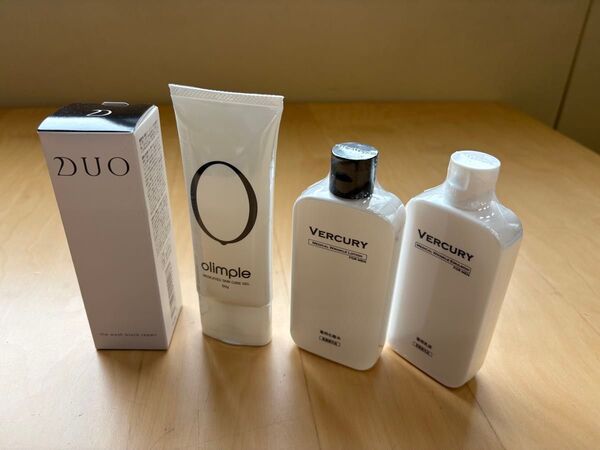 ①オリンプル薬用ホワイトニングジェル②DUO酵素パウダー洗顔料③バーキュリー化粧水④バーキュリー乳液 【すべて新品未使用】