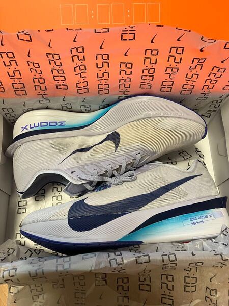 NIKE ヴェイパーフライ4 26.0センチ