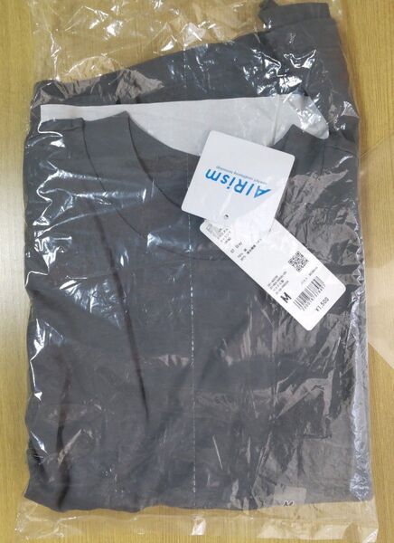 タグ付き新品 ユニクロ エアリズム グレー Mサイズ Tシャツ