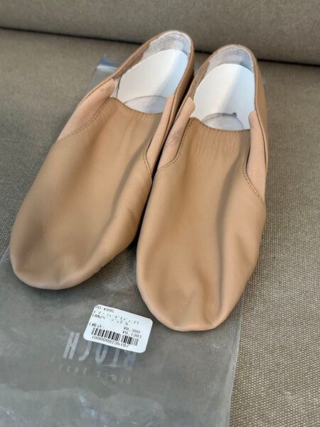 BLOCH ダンスシューズ TAN 22.4 未使用