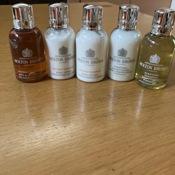 MOLTON BROWN バスアメニティ5個セット