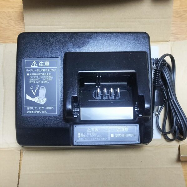新品Panasonic バッテリー充電器 NKJ069Z2