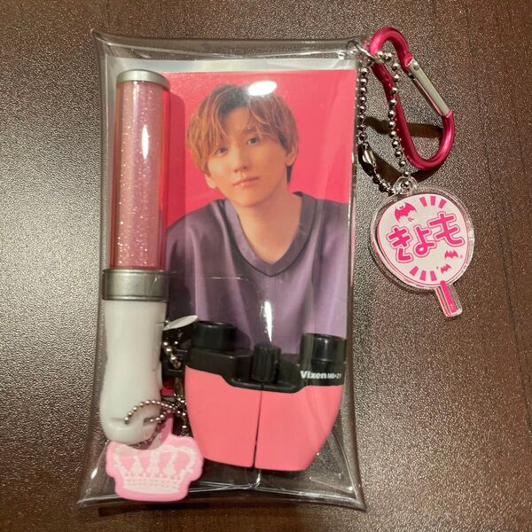SixTONES 京本大我セット デタカ 双眼鏡 もじパラうちわ ペンライト アクリルキーホルダー ガチャ詰めポーチ