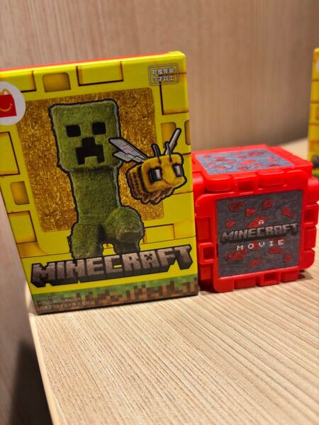 マクドナルド ハッピーセット 第二弾 マインクラフト マイクラWHG-6789レッドストーンブロックとクリーパー
