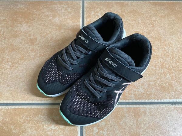 asics レーザービーム 21.5 スニーカー