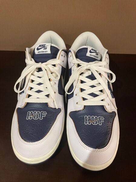 HUF × Nike SB Dunk Low "New York"