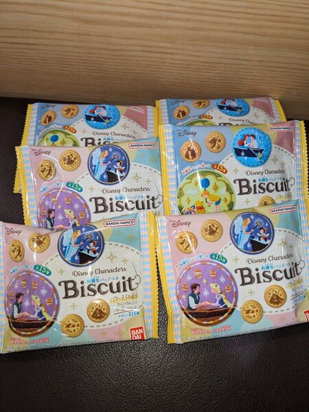 【即日発送】新品未開封 ディズニー 刺繍缶バッジ6個biscuit Disney