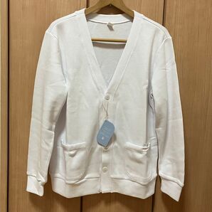 カーディガン Vネック 白 無地 M 綿80% 男女兼用 スクールカーディガン カジュアル アウター はおり 新品未使用 タグ付き
