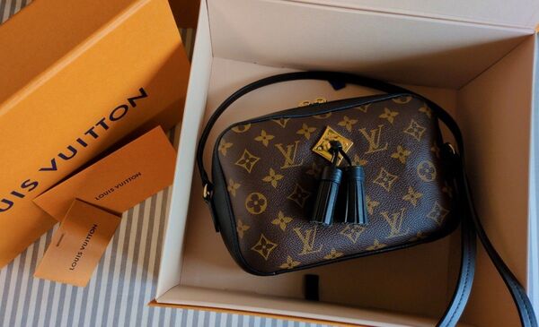 LOUIS VUITTON ルイヴィトン サントンジュ ブラック ショルダーバッグ