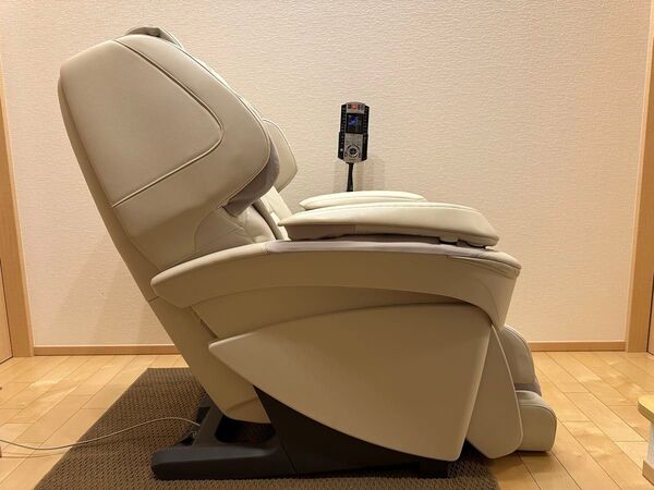 美品 Panasonic パナソニック マッサージチェア リアルプロ EP-MA97M 発送出来ます!
