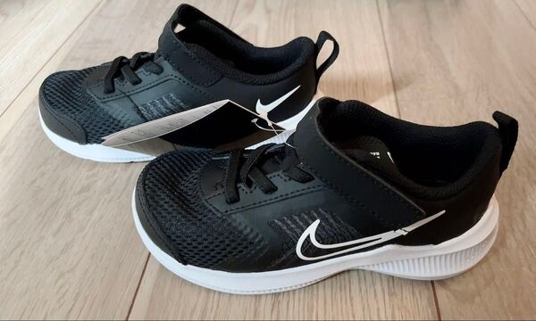 NIKE DOWNSHIFTER 11 ダウンシフター 11 キッズスニーカー 【新品未使用】
