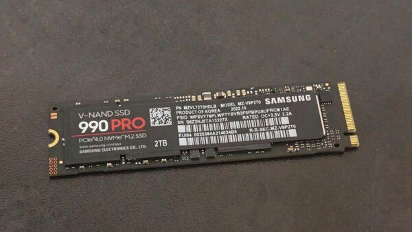 Samsung 990 Pro 2TB NVMe SSD 正常動作品