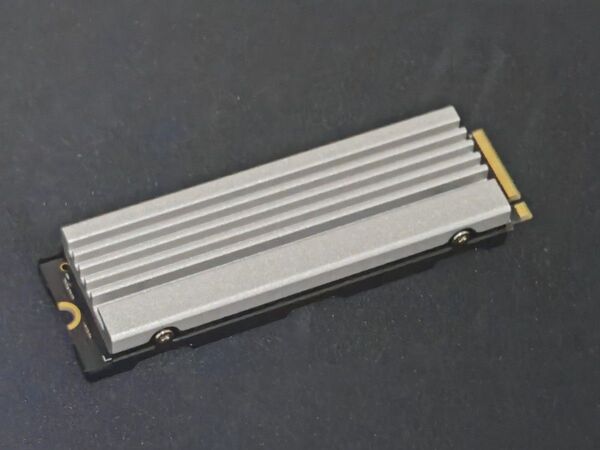 東芝LET M.2 NVMe SSD 4TB 正常動作品