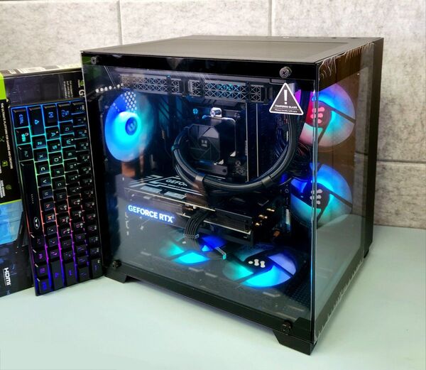 ゲーミングPC/新型Ryzen7 7800X3D/win11/SSD 1TB