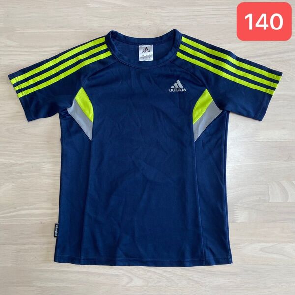 140 アディダス スポーツTシャツ adidas 吸汗速乾