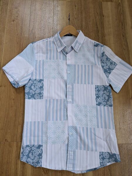Mサイズメンズ柄シャツ