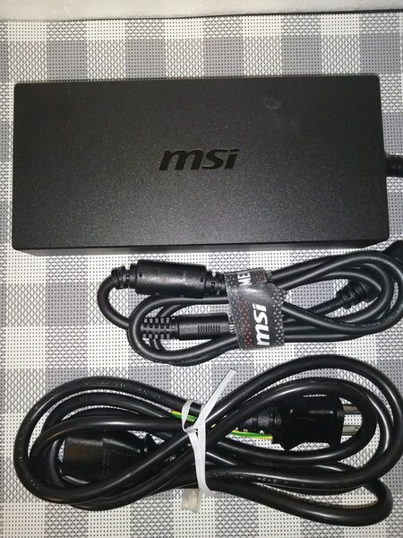 MSI 20V 16.5A 330W ACアダプター ADP-330GB D ハイエンド 高出力 ゲーミングPC 高性能PC