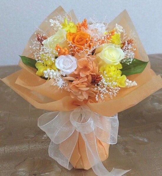 プリザーブドフラワーアレンジ 父の日花 ブライダル ブーケ 花束 仏花 お供え花 誕生日 お祝い 結婚式花 薔薇