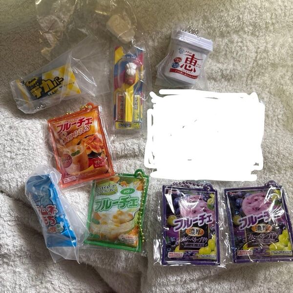 ガチャガチャ ミニチュア シャカシャカマスコット キーホルダー ガチャ シーブリーズ フルーチェ PEZ ガチャ まとめ売り