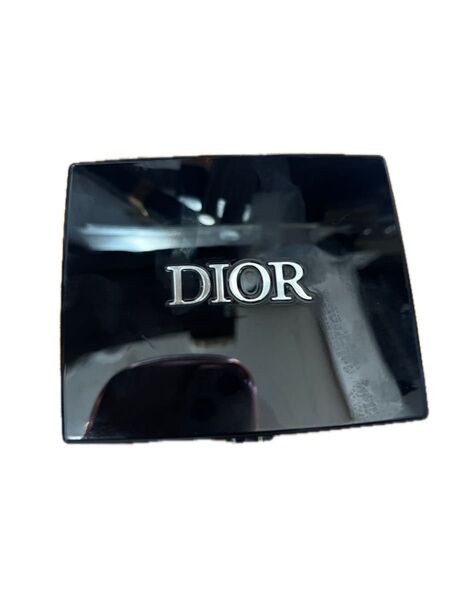 Dior ディオール ショウ サンク クルール アイシャドウ 663