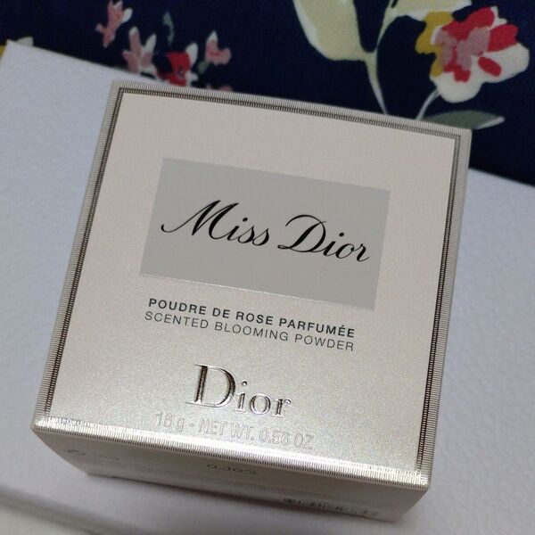 Dior ミスディオール ブルーミング ボディパウダー 新品未使用 ディオール パウダー 定価以下
